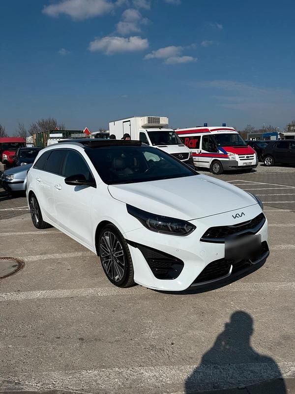 Gebraucht Kia Ceed GT GT 160 PS (117 kW) 2021 Weiß Kombi