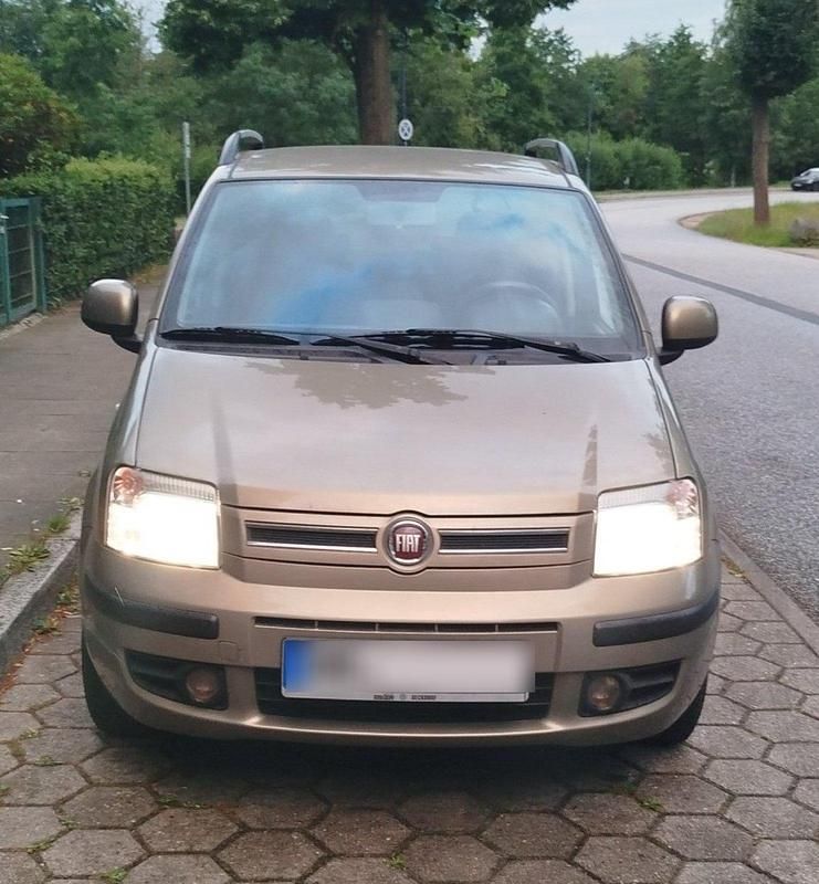 Gold Gebraucht 2011 Fiat Panda Kleinwagen | 2.700 € (Etwas zu teuer) - Bild 1/4