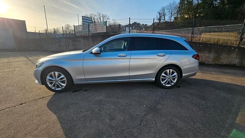 Gebraucht Mercedes C300 245 PS (180 kW) 2019 Grau Kombi