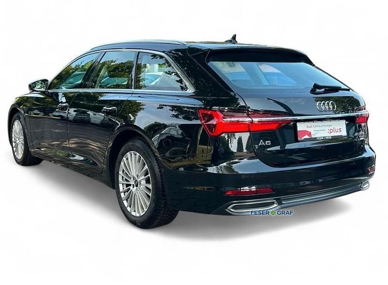 Gebraucht Audi A6 Ambiente 265 PS (194 kW) 2022 Mythosschwarz metallic Kombi