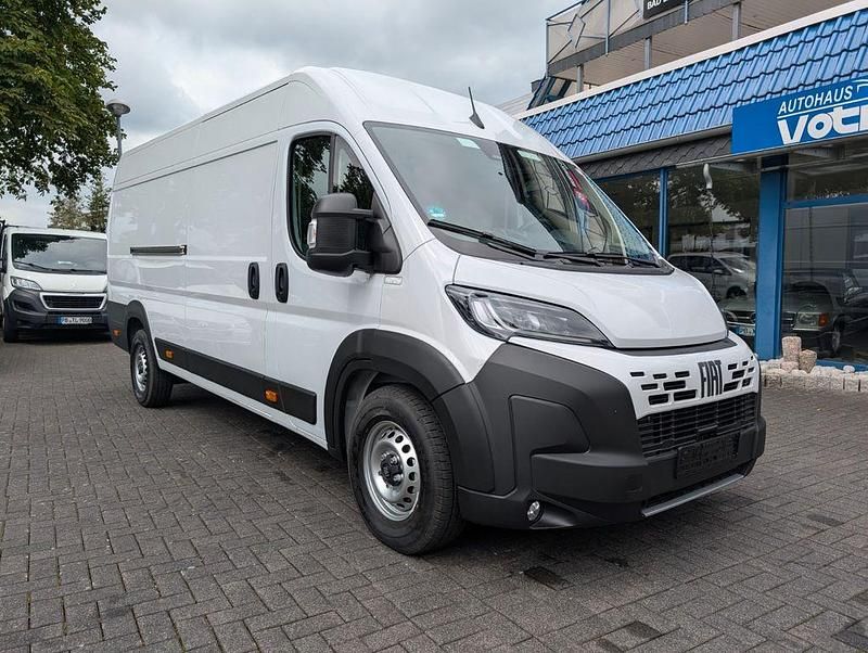 Weiß Gebraucht 2024 Fiat Ducato Van | 30.345 € (Superpreis) - Bild 1/4