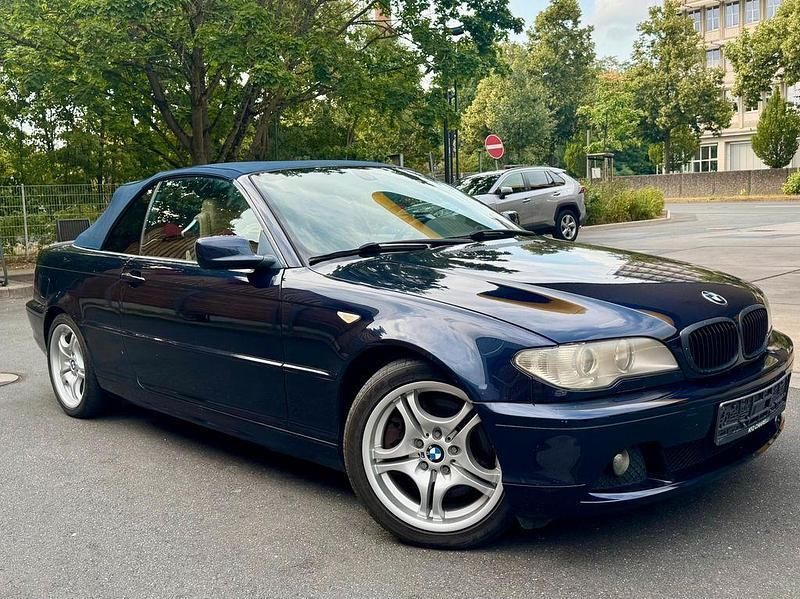 Blau Gebraucht 2003 BMW 330 Coupé | 8.950 € (Guter Preis) - Bild 1/4