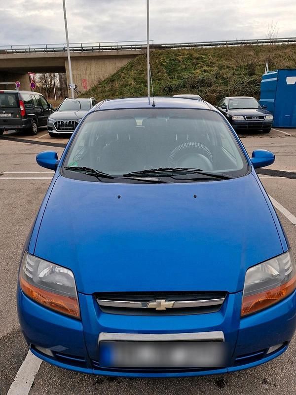 Blau Gebraucht 2007 Chevrolet Kalos Limousine | 950 € (Guter Preis) - Bild 1/4