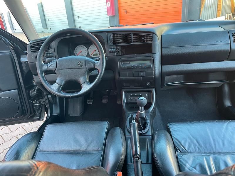 Gebraucht VW Golf GTI 116 PS (85 kW) 1991 Schwarz Coupé