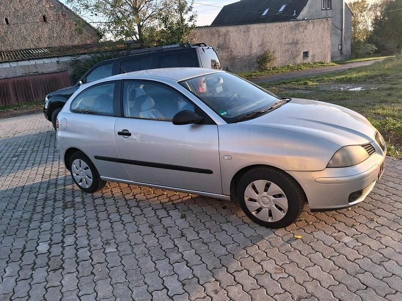 Gebraucht 2004 Seat Ibiza Kleinwagen | 350 € (Superpreis) - Bild 1/3