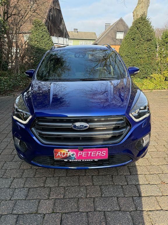 Gebraucht Ford Kuga ST-Line 150 PS (110 kW) 2017 Blau SUV