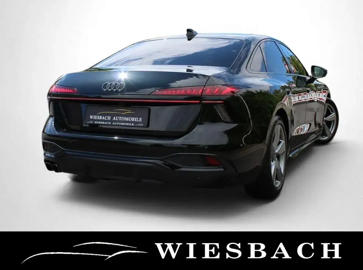 Gebraucht Audi A6 S-Line 204 PS (150 kW) 2026 Mitternachtsgrün metallic Limousine