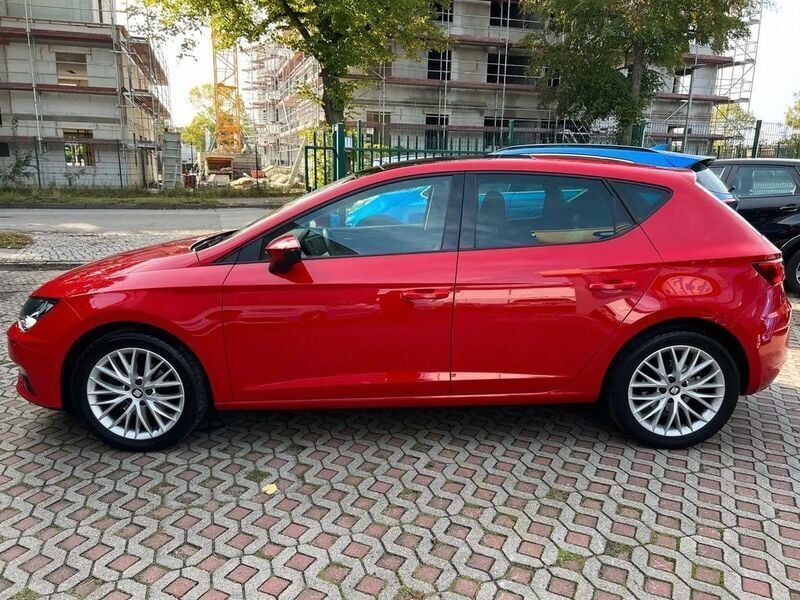 Gebraucht Seat Leon Style 131 PS (96 kW) 2020 Rot Limousine