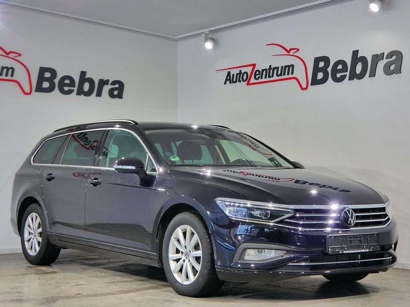 Gebraucht VW Passat Business 150 PS (110 kW) 2023 Deep black Kombi