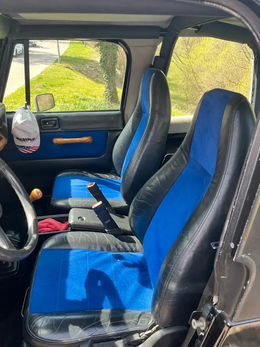 Gebraucht Jeep Wrangler 180 PS (132 kW) 1993 Schwarz SUV