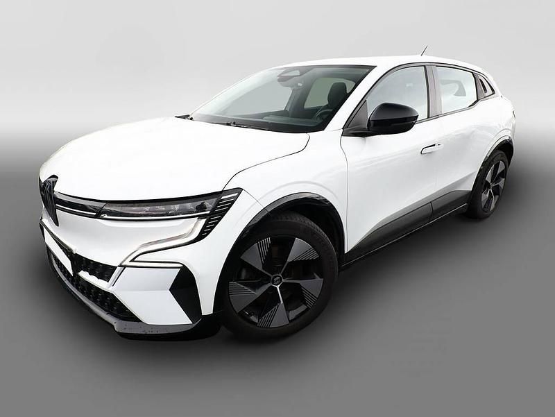 Weiß Gebraucht 2022 Renault Mégane Equilibre Limousine | 21.655 € (Teuer) - Bild 1/4