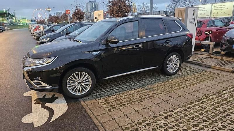 Gebraucht 2019 Mitsubishi Outlander P-HEV Top SUV | 23.999 € (Guter Preis) - Bild 1/4