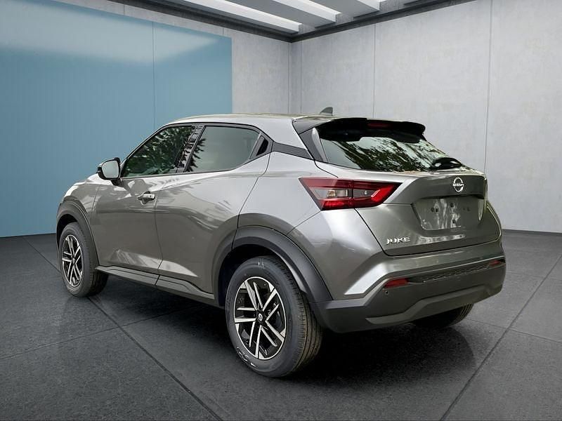 Neu Nissan Juke 114 PS (83 kW) 2025 Grau SUV
