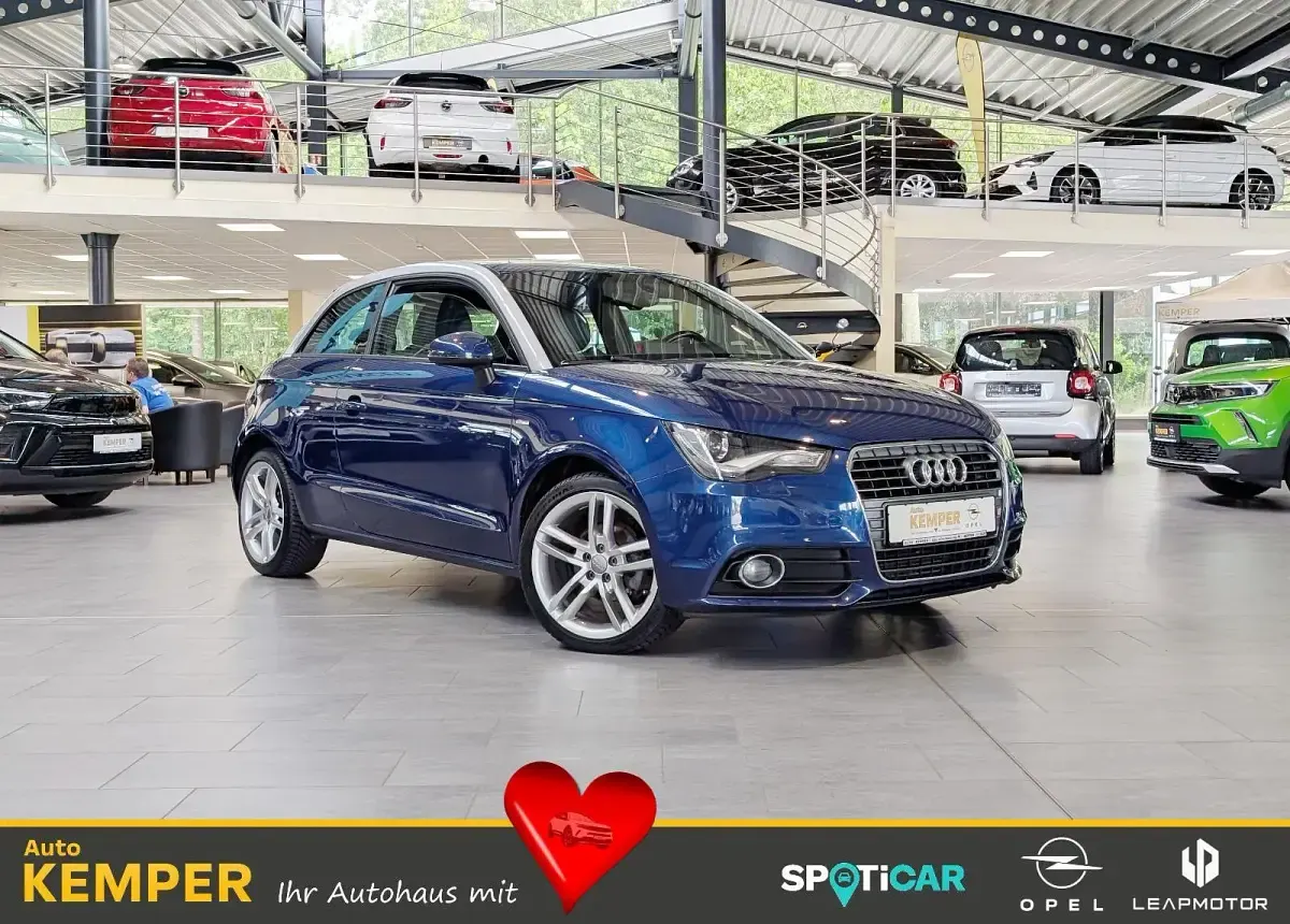 Gebraucht Audi A1 S-Line 90 PS (66 kW) 2015 Scuba blau (metallic) Kleinwagen