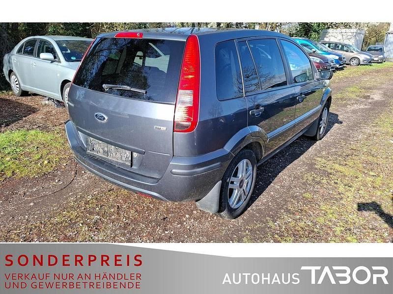 Gebraucht Ford Fusion 90 PS (66 kW) 2005 Grau Kleinwagen