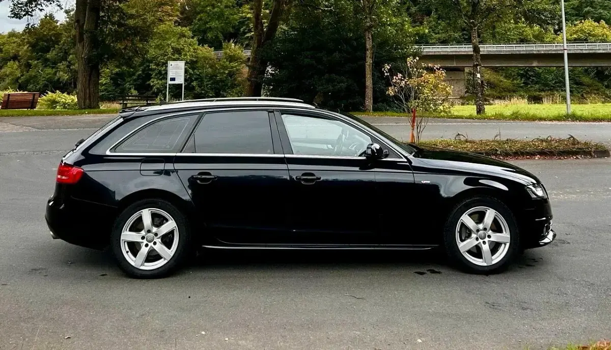 Gebraucht Audi A4 S-Line 239 PS (175 kW) 2011 Schwarz Kombi