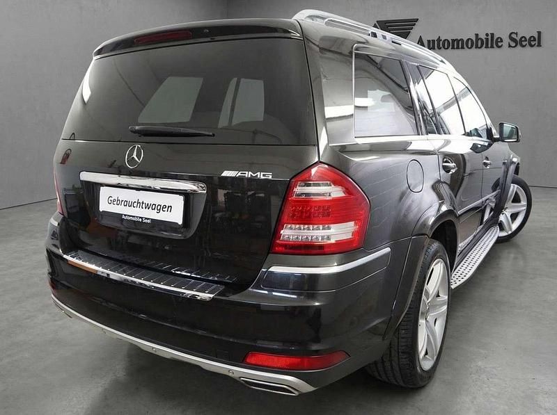 Gebraucht Mercedes GL350 265 PS (194 kW) 2010 Peridotbraun SUV