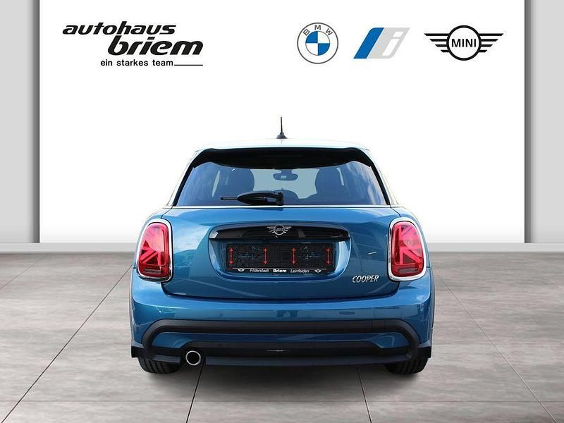 Gebraucht Mini Cooper 136 PS (100 kW) 2023 Blau Kleinwagen