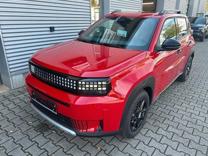 Neu Fiat Panda Icon 101 PS (74 kW) 2025 Rot Kleinwagen