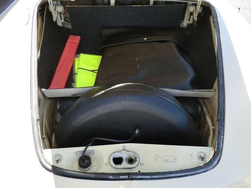 Gebraucht VW Karmann Ghia Karmann 50 PS (36 kW) 1973 Beige Coupé