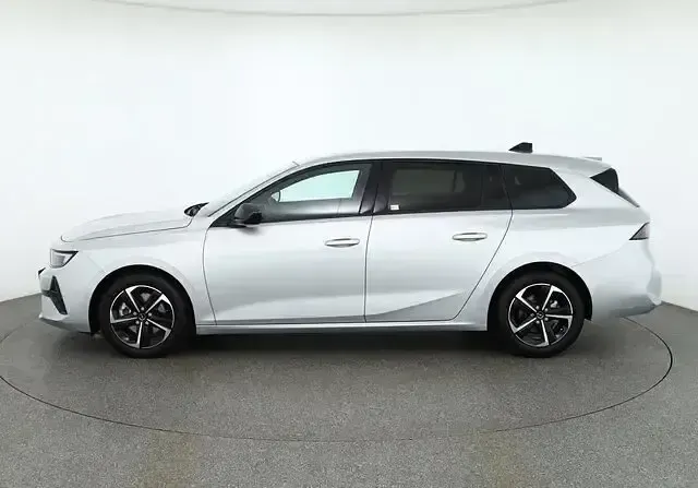 Gebraucht Opel Astra GS Line 131 PS (96 kW) 2024 Silber Kleinwagen