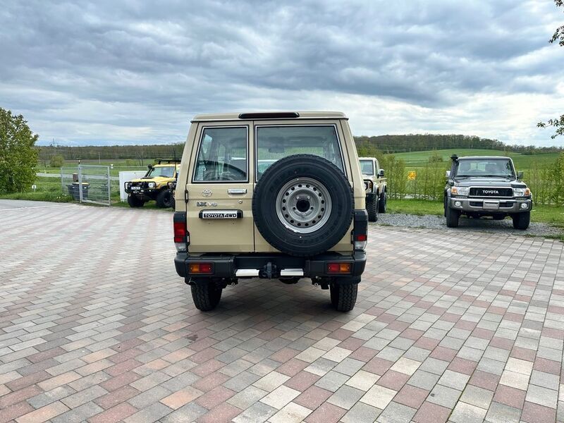 Gebraucht Toyota Land Cruiser 272 PS (200 kW) 2024 SUV