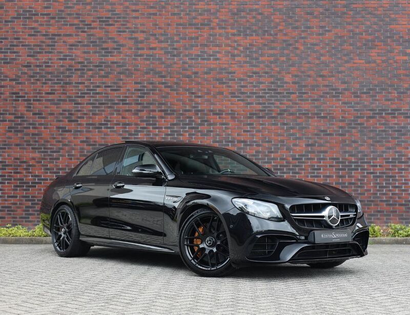 Schwarz Gebraucht 2017 Mercedes E63S AMG AMG Limousine | 61.950 € - Bild 1/4