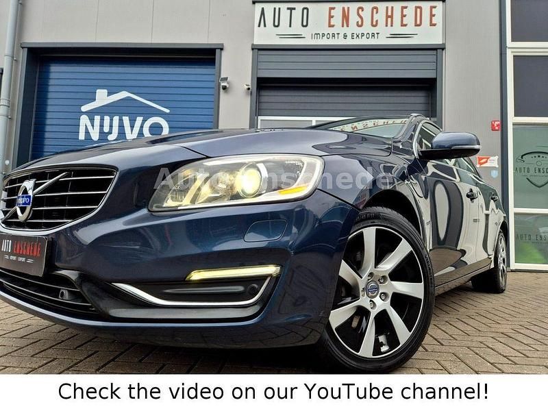 Gebraucht Volvo V60 Summum 283 PS (208 kW) 2014 Blau Kombi