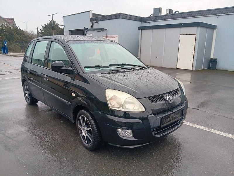 Gebraucht Hyundai Matrix Comfort 103 PS (75 kW) 2009 Schwarz Van / Kleinbus