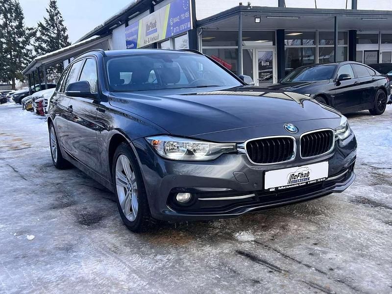 Gebraucht BMW 318 Sport Line 150 PS (110 kW) 2017 Mineralgrau Kombi