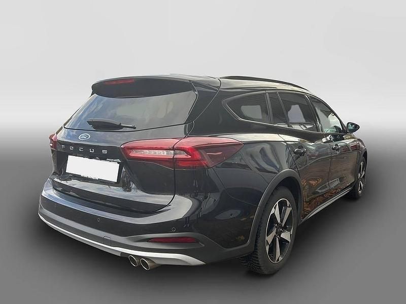 Gebraucht Ford Focus Active X 125 PS (91 kW) 2024 Schwarz Kombi