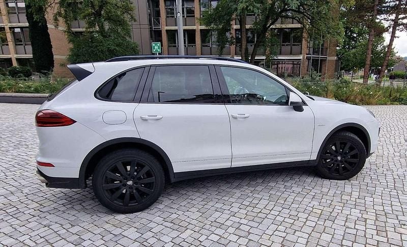 Gebraucht Porsche Cayenne 262 PS (192 kW) 2016 SUV