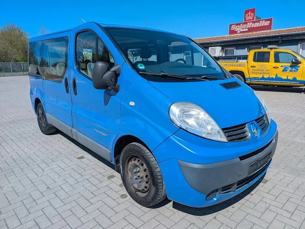 Gebraucht Renault Trafic Expression 114 PS (83 kW) 2012 Blau Van / Kleinbus