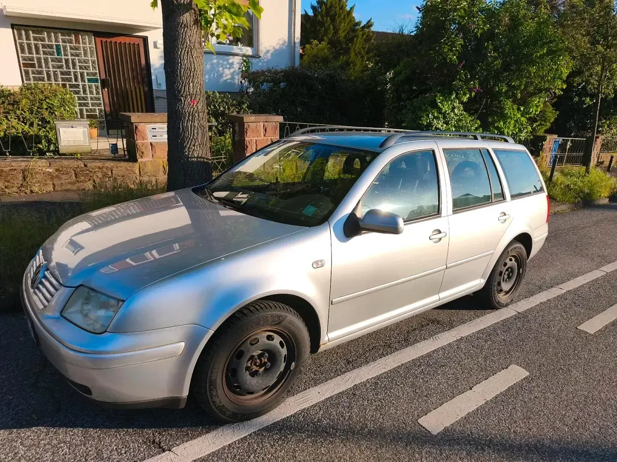 Brugt VW Bora 105 HK (77 kW) 2001 Grå Stationcar