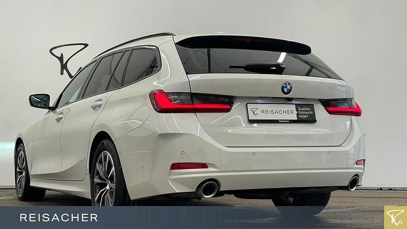 Gebraucht BMW 320 190 PS (139 kW) 2023 Weiß Limousine
