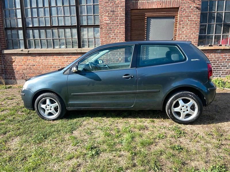 Grau Gebraucht 2006 VW Polo Goal Kleinwagen | 1.600 € (Teuer) - Bild 1/4