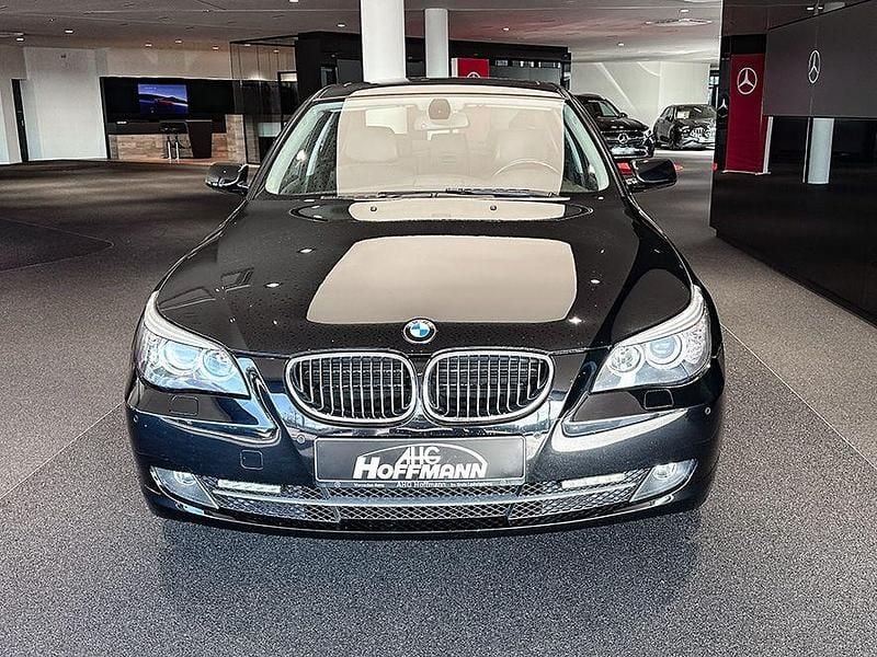 Gebraucht BMW 523 190 PS (139 kW) 2009 Schwarz Limousine