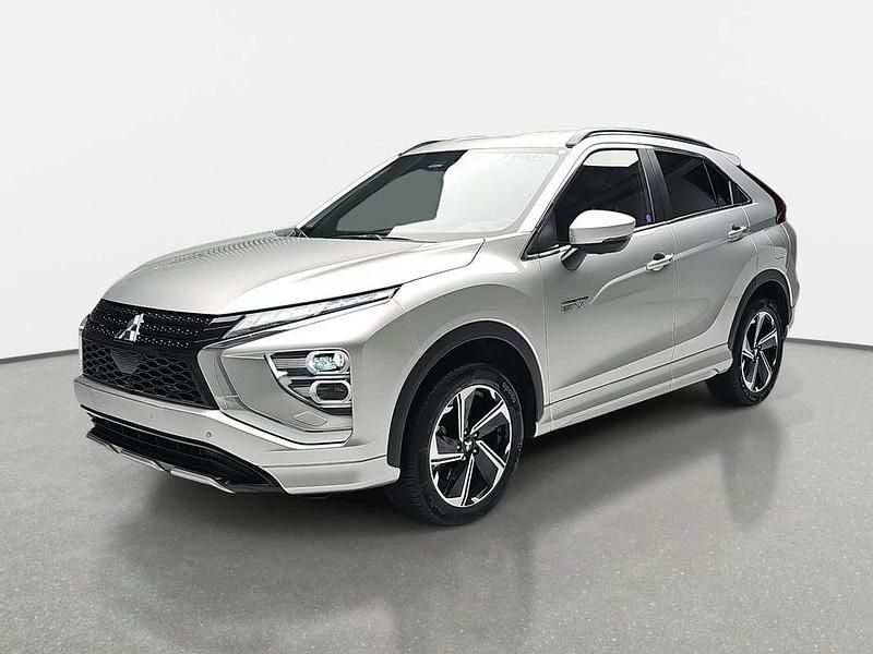 Silber Gebraucht 2025 Mitsubishi Eclipse Cross Select SUV | 28.890 € (Fairer Preis) - Bild 1/2
