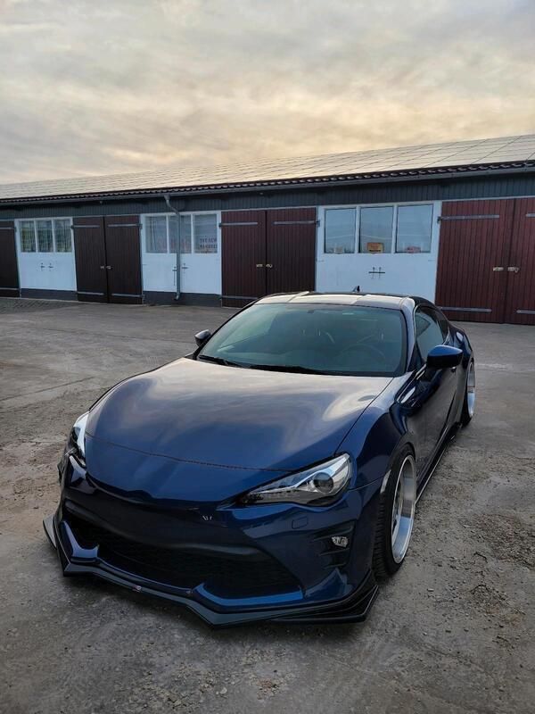 Blau Gebraucht 2016 Toyota GT86 GT Coupé | 28.000 € (Fairer Preis) - Bild 1/4