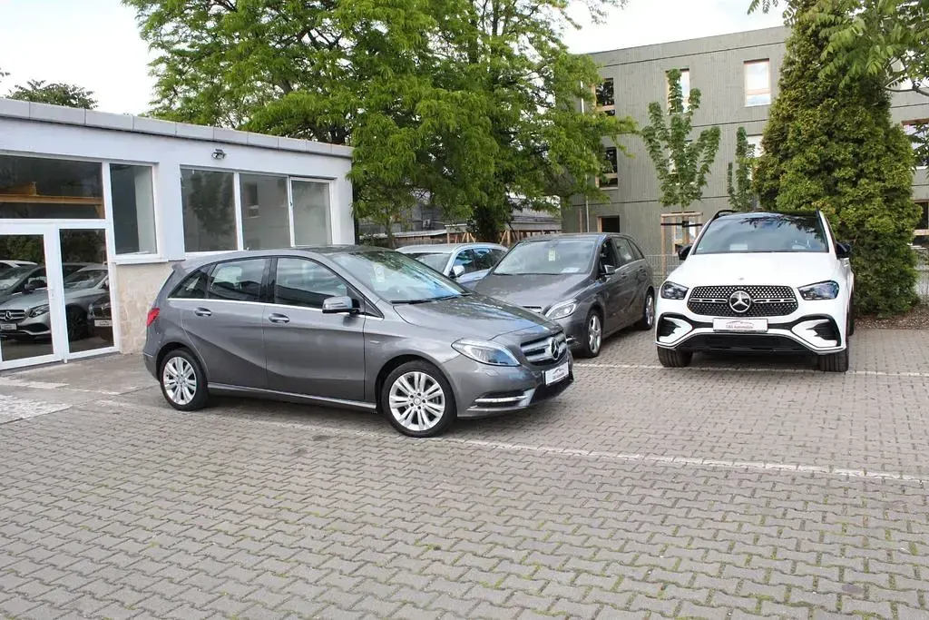 Brugt Mercedes B200 156 HK (114 kW) 2012 Grå MPV