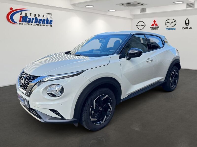 Weiß metallic Gebraucht 2024 Nissan Juke N-Connecta SUV | 20.990 € (Fairer Preis) - Bild 1/4