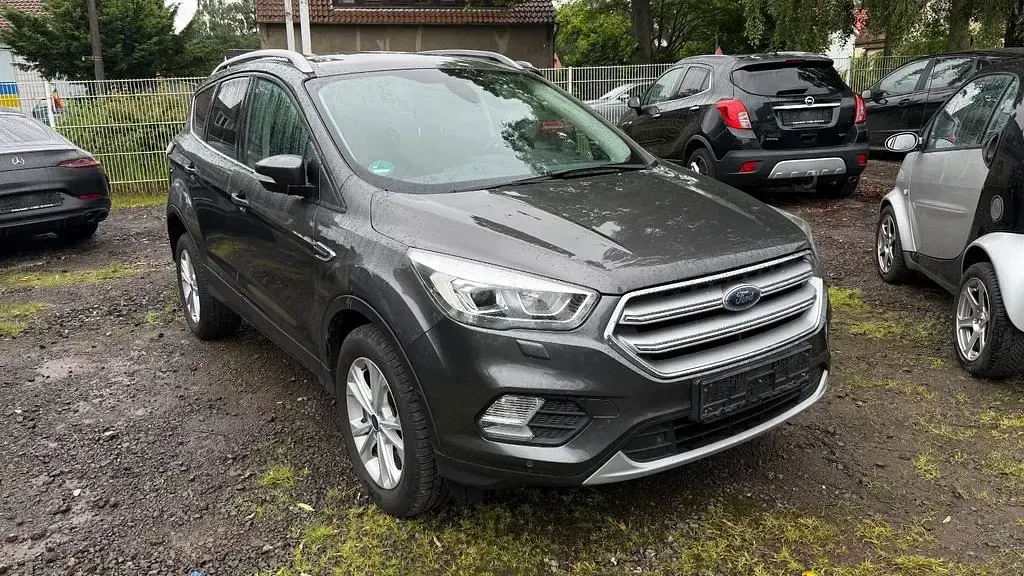 Gebraucht Ford Kuga Titanium 150 PS (110 kW) 2018 SUV