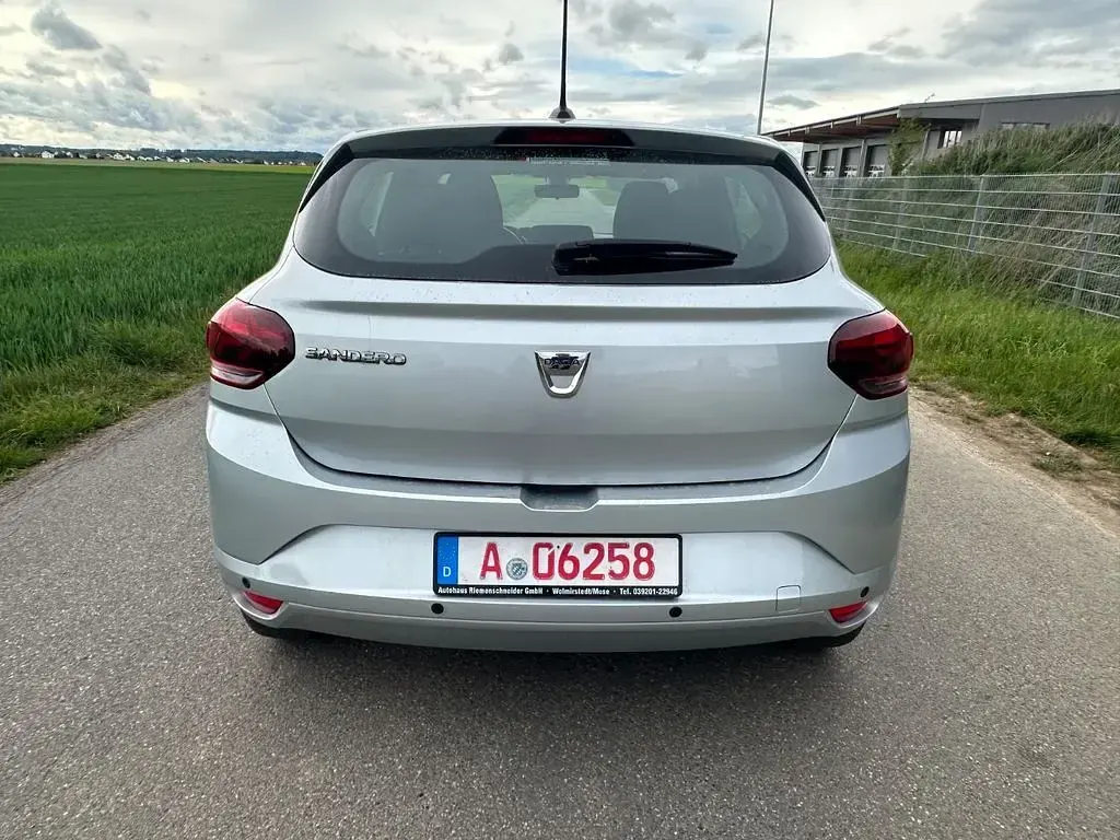 Gebraucht Dacia Sandero Comfort 91 PS (66 kW) 2022 Silber Limousine