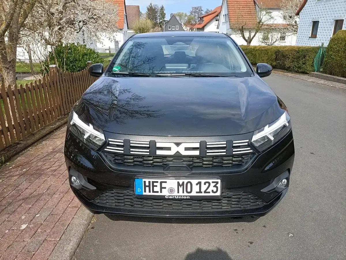Gebraucht Dacia Sandero Journey 91 PS (66 kW) 2025 Schwarz Limousine