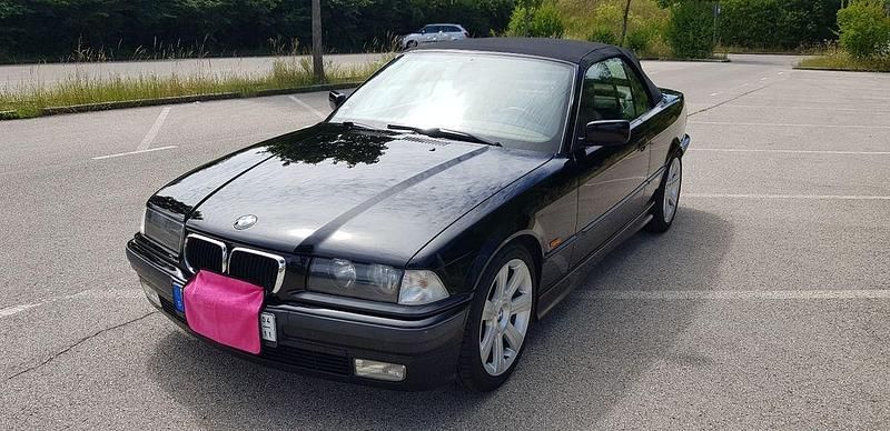 Gebraucht BMW 320 Cabriolet 150 PS (110 kW) 1997 Schwarz Cabrio
