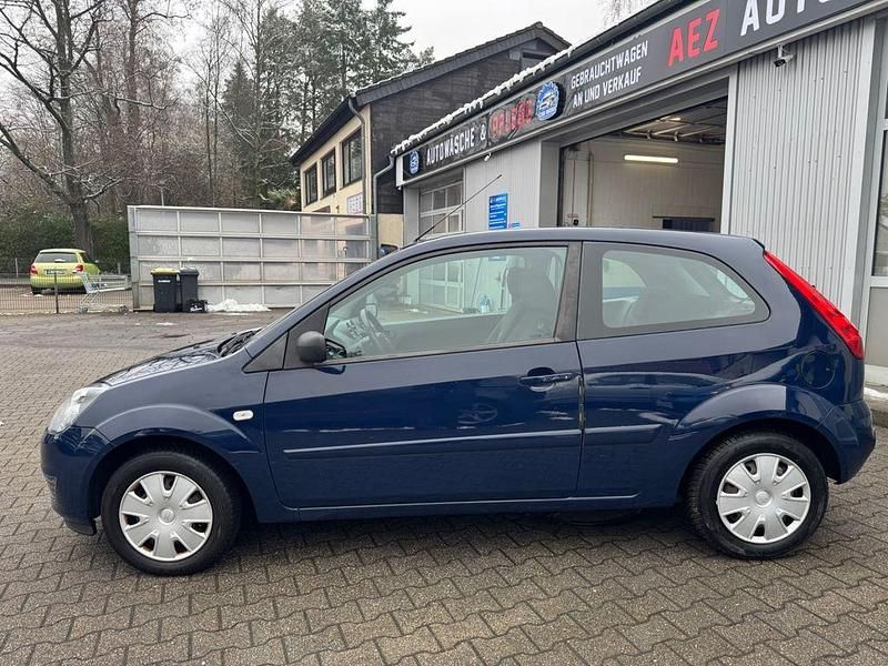 Gebraucht Ford Fiesta Style 60 PS (44 kW) 2008 Blau Kleinwagen
