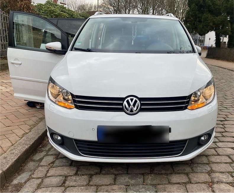 Gebraucht VW Touran 105 PS (77 kW) 2014 Weiß Van / Kleinbus