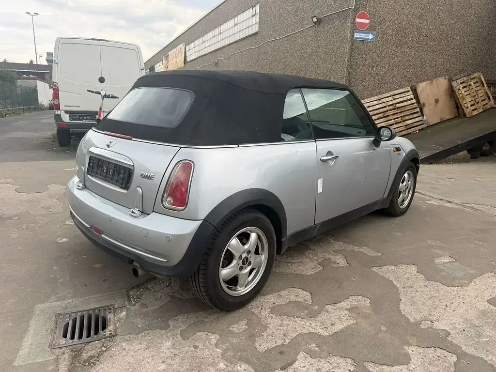 Gebraucht Mini ONE 90 PS (66 kW) 2006 Silber Kleinwagen