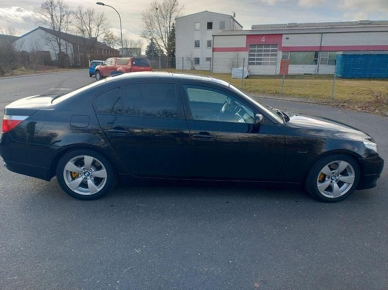 Gebraucht BMW 525 Performance 192 PS (141 kW) 2004 Schwarz Limousine