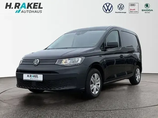 Usata VW Caddy 75 CV (55 kW) 2021 Nero Monovolume